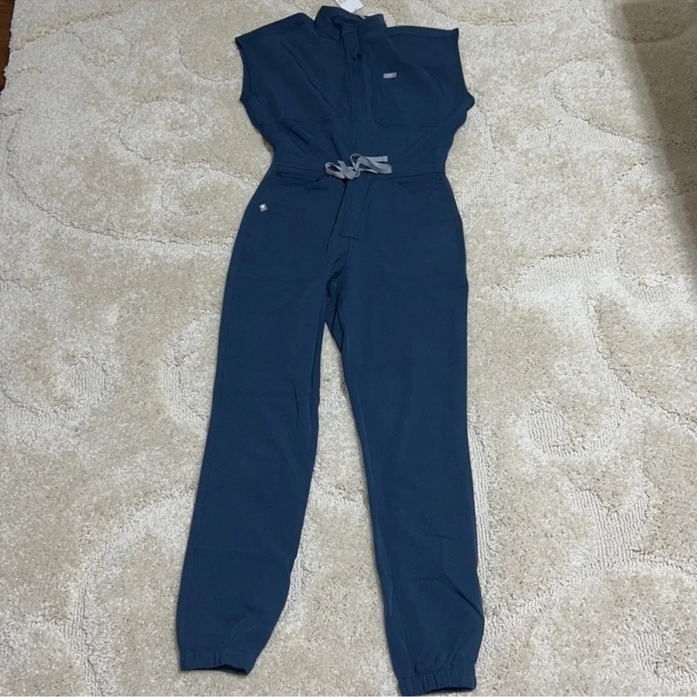 FIGS Dark Harbor Rafaela - Cargo Scrub Jumpsuit- 2XL / Dark Harbor - Picture 4 of 7
